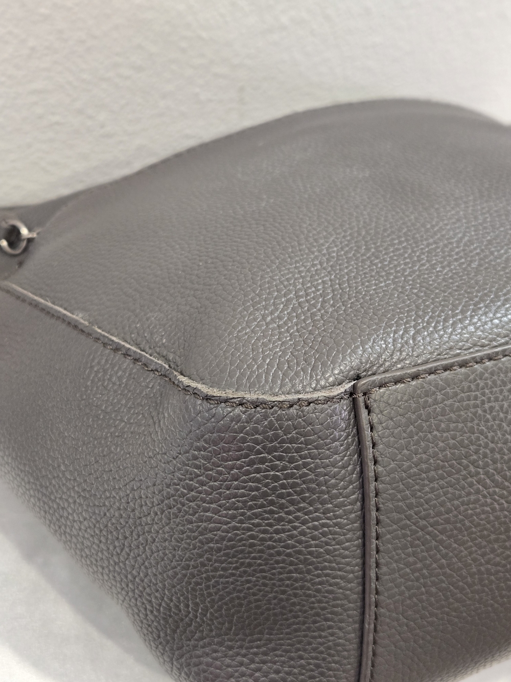 The Sak Lucia Gray Pebbled Leather Satchel with Woven Strap EUC - Picture 6 of 16